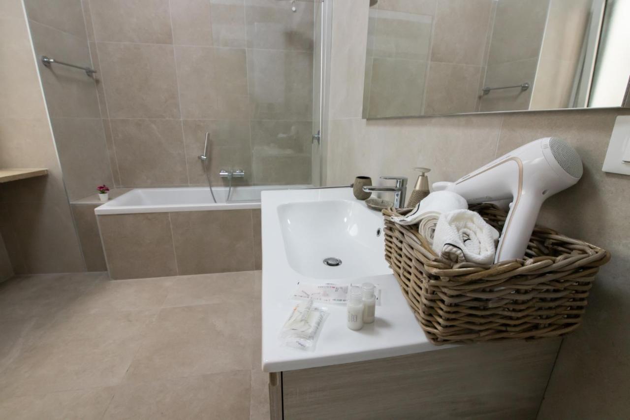 Relais Emilei Apartment Verona Exterior photo